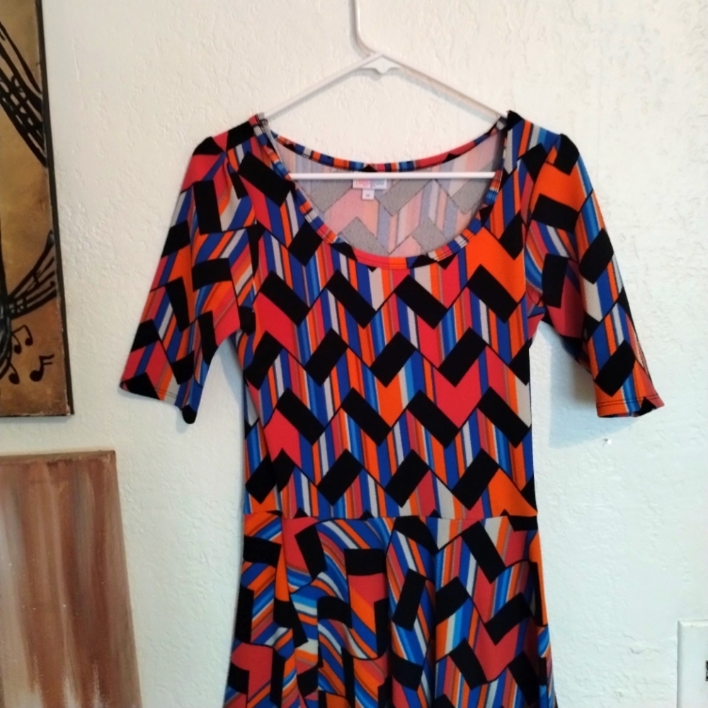 Medium Nicole Lularoe
